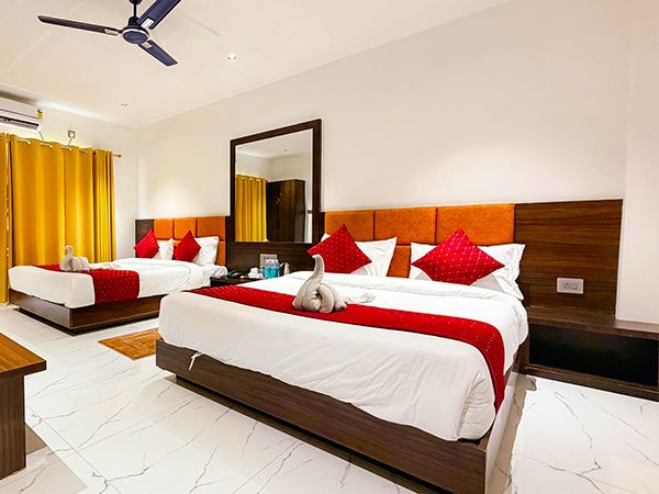 Standard-Deluxe-Quad-Room-1